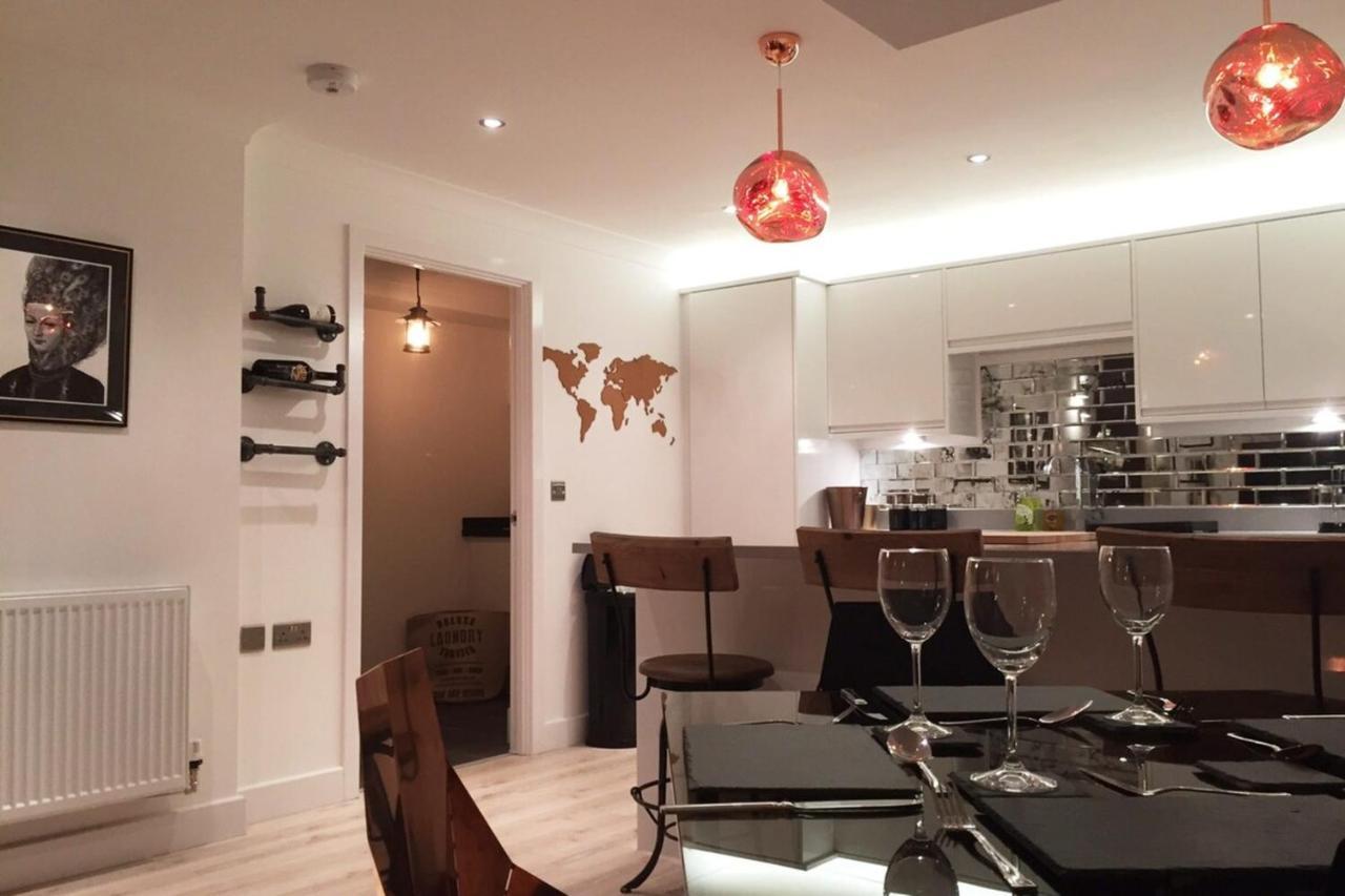Spacious 1 Bedroom Split Level Old Pub Conversion Tower Bridge London Eksteriør billede